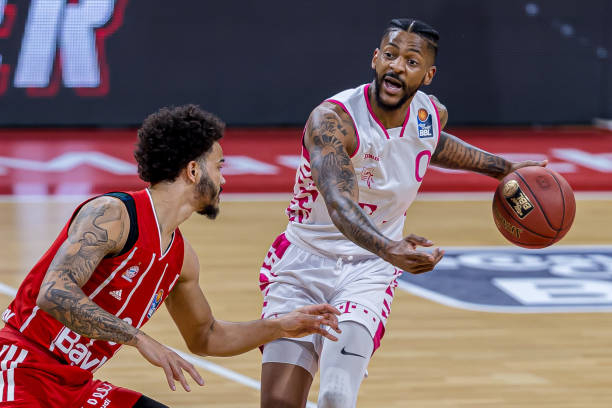 在庄严的天 在庄严的天