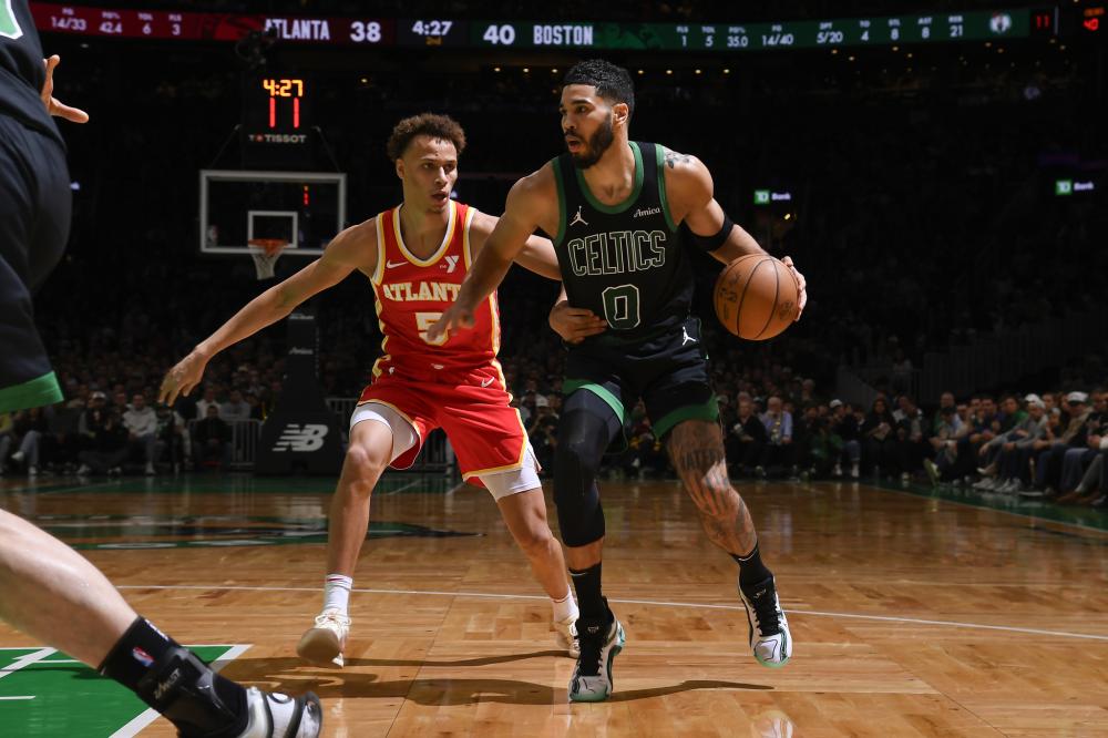 助球队击败 助球队击败